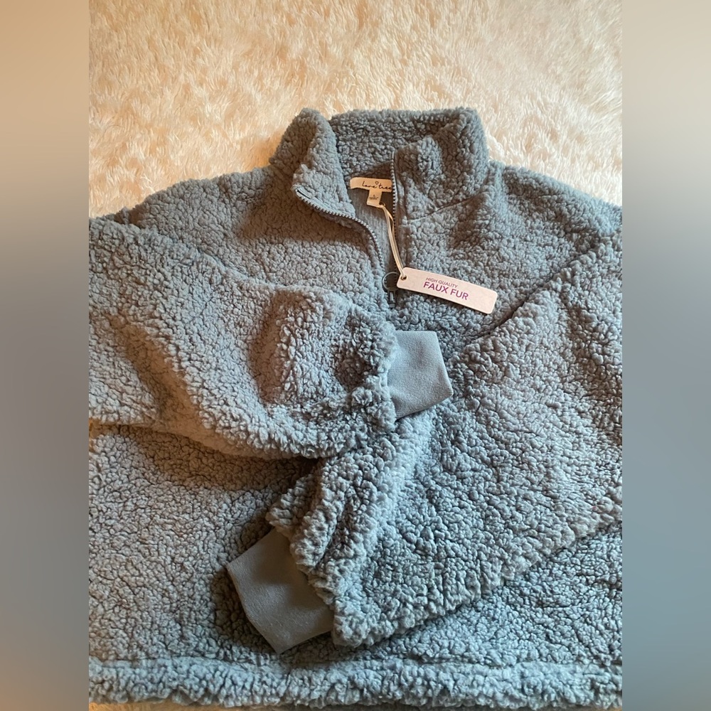 Love Tree cropped fleece